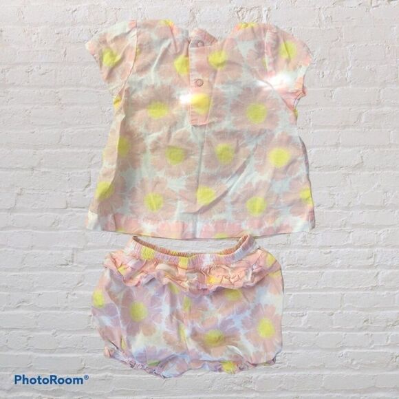 Girl Carter’s and Mud Pie Outfits 6M - Picture 9 of 12